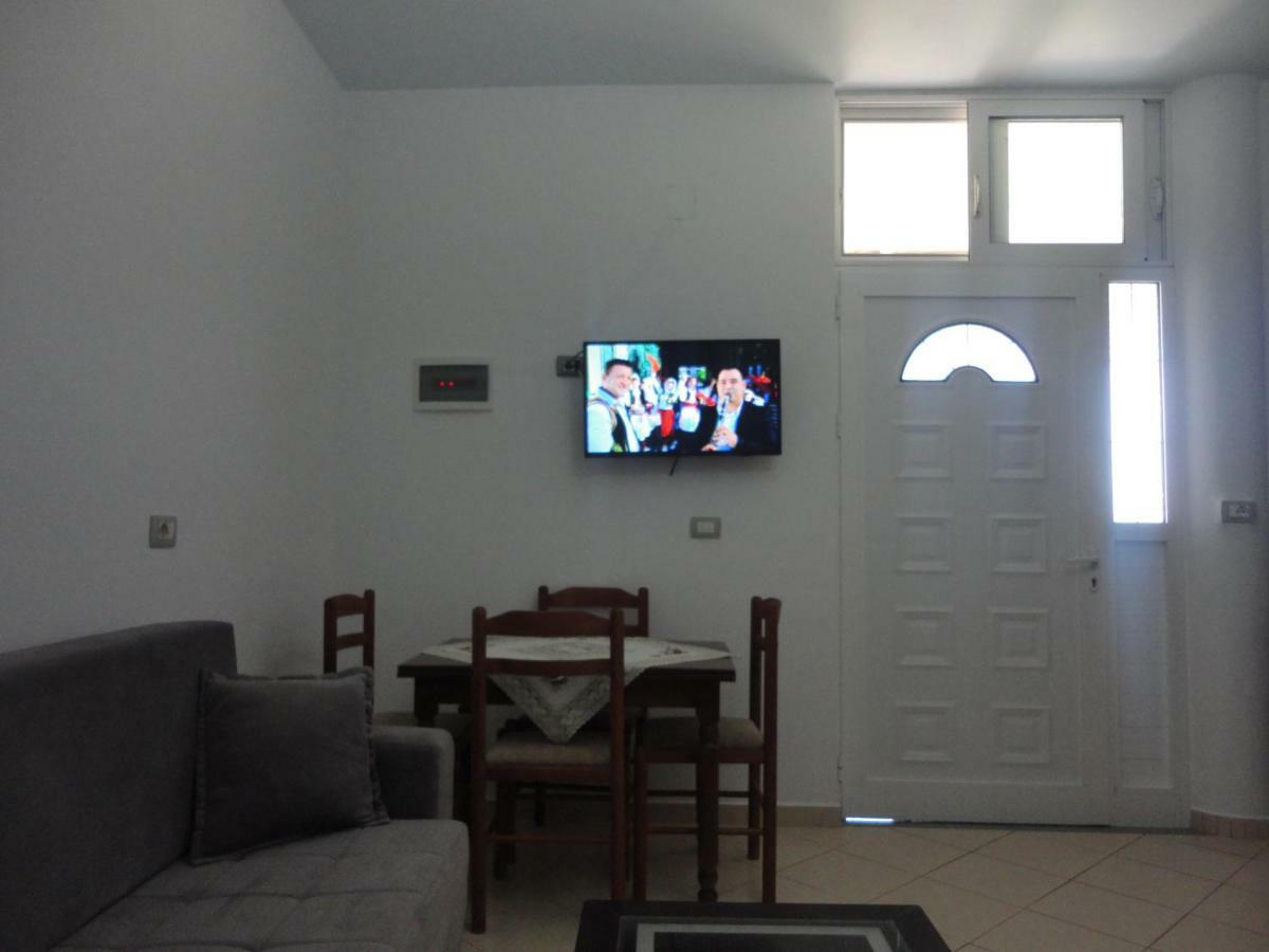 Oruci Apartments Ksamil Bagian luar foto